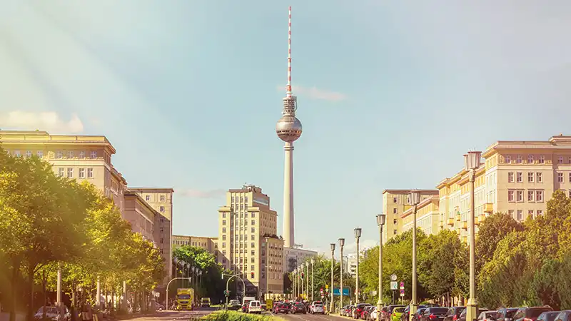 Dogan Tiefbau Blick über den Strausberger Platz in Richtung Berliner Fernsehturm